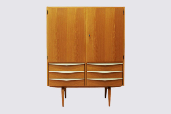 427/N linen cupboard by Franz Ehrlich for DW Hellerau