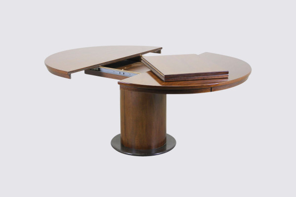 Italian dining room table