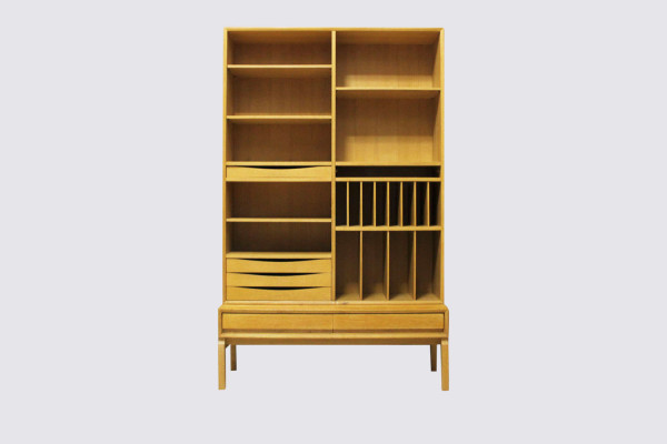 MTP 70 DL bookcase by Marian Grabinski