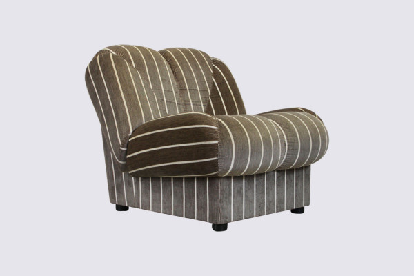 Shell-shaped vintage lounge chair, Italy 1970s