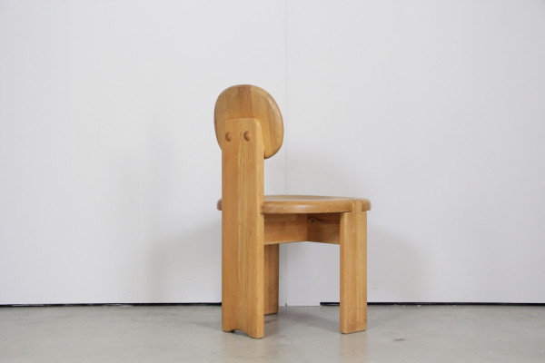 Brutalist dining set made of elm wood