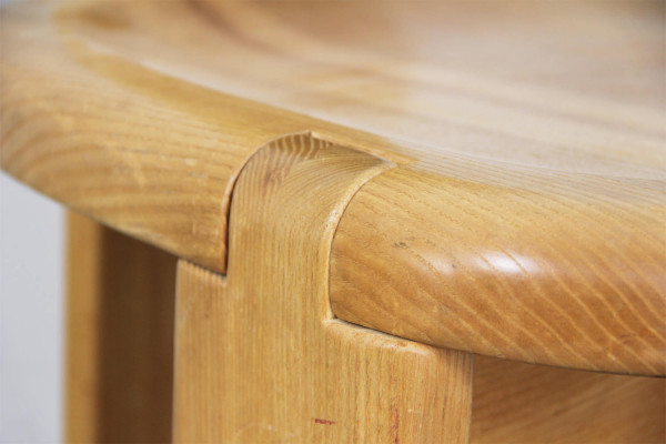 Set da pranzo brutalista in legno di olmo