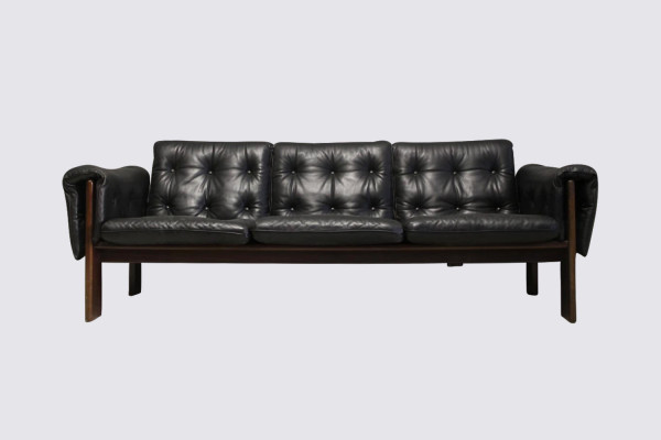 Divano in pelle in stile brasiliano